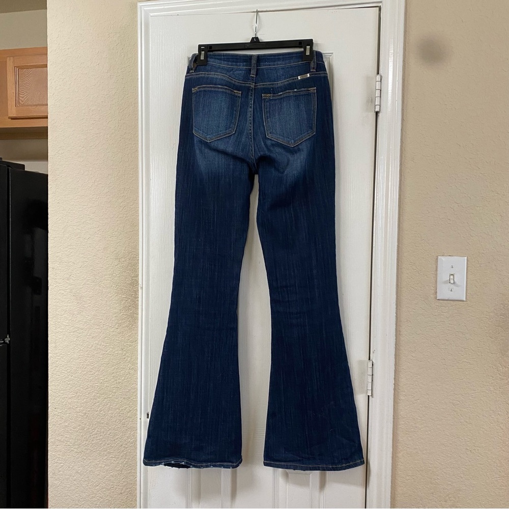 Kancan Womens Size 5/26” Flare Leg Mid Rise Dark Wash Cotton Blend Denim Jeans - Picture 8 of 16